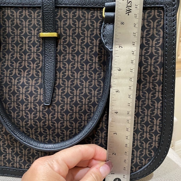 Handbag - Picture 3 of 10